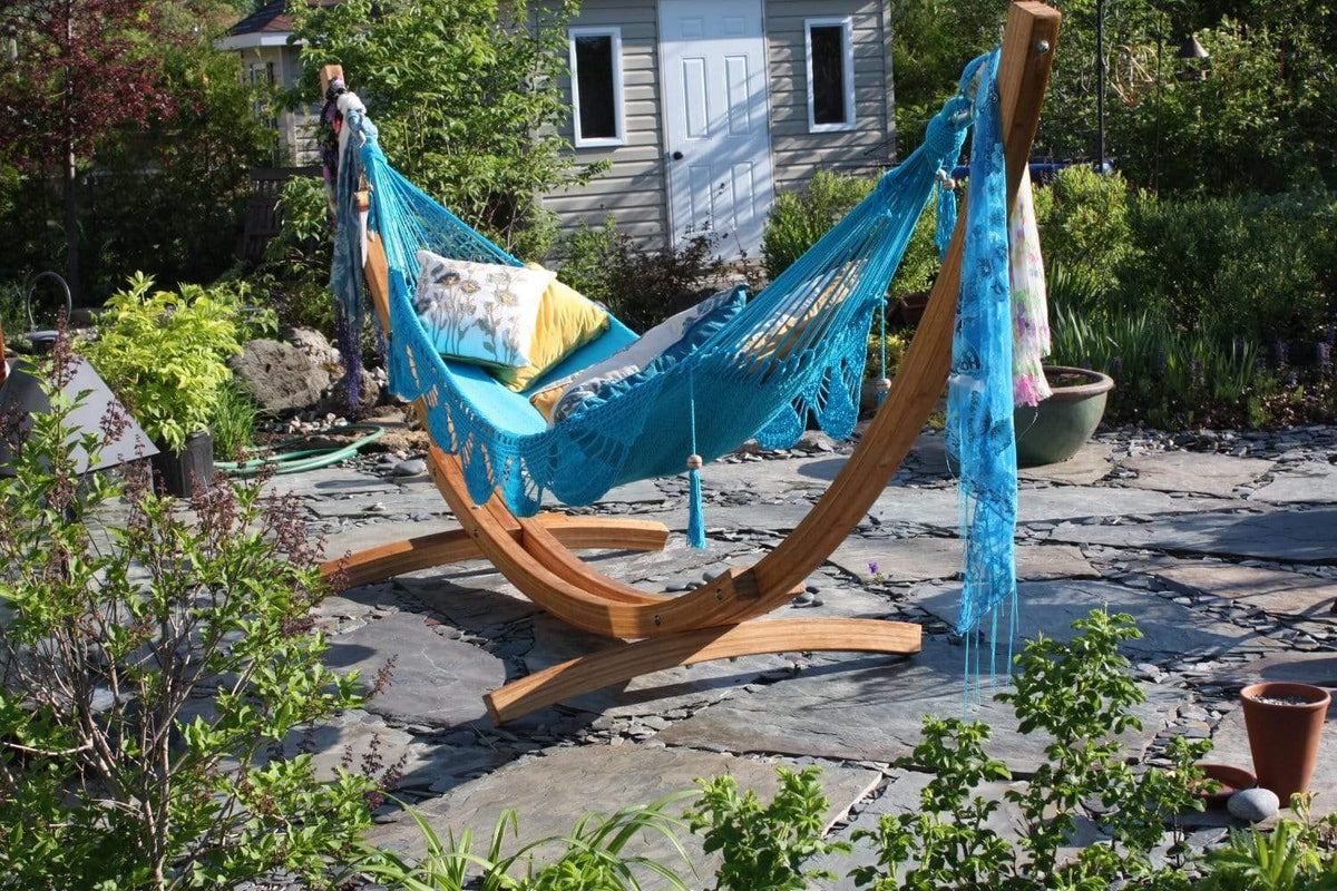 Hammock Universe USA Nicaraguan Hammock with Eco-Friendly Bamboo Stand